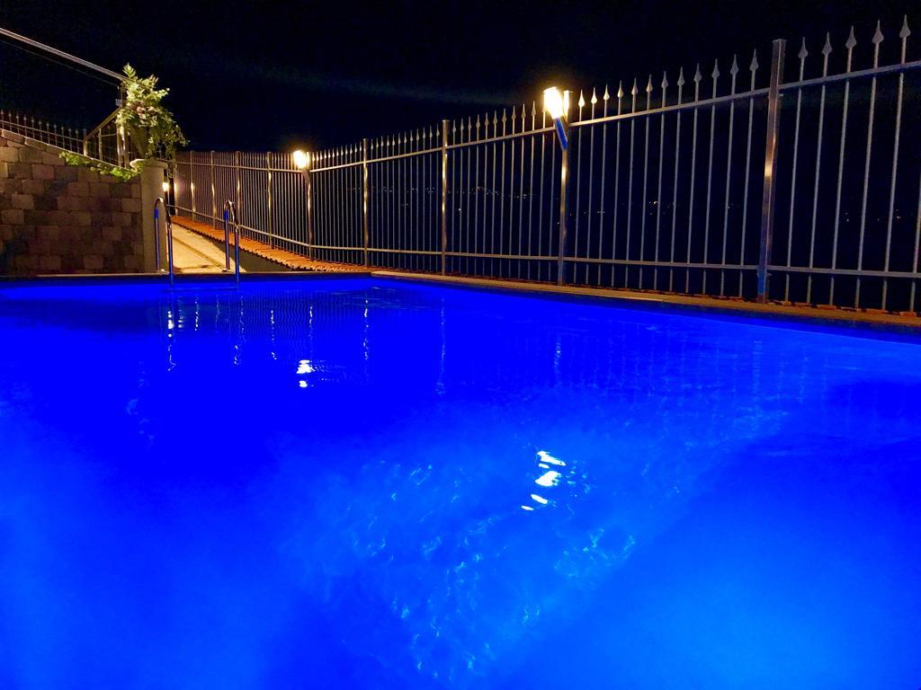 Wellness Suite Na' Canuna' Roddi Exterior foto