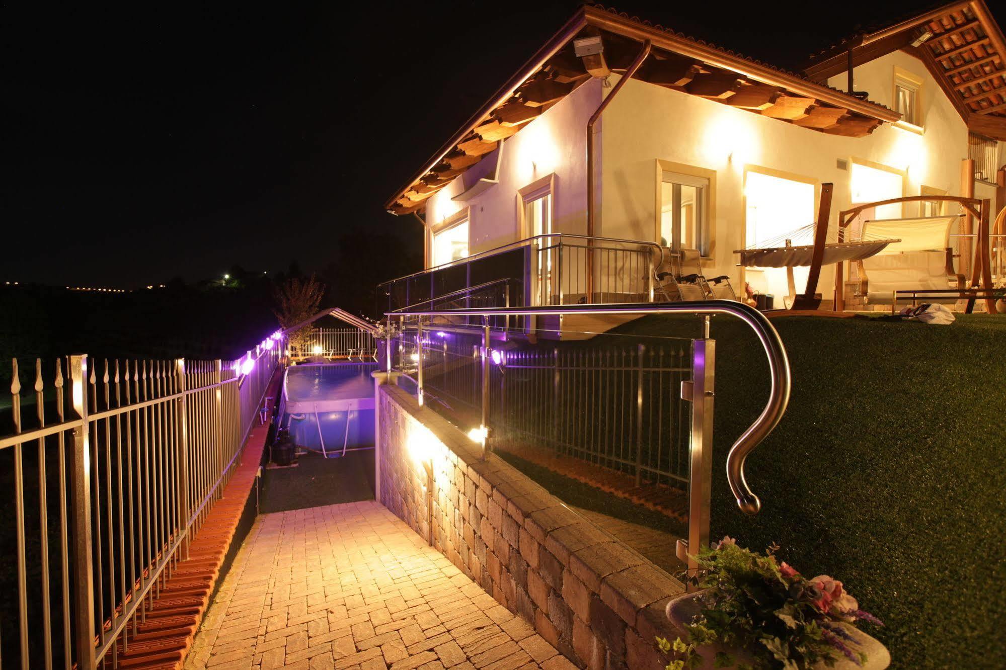 Wellness Suite Na' Canuna' Roddi Exterior foto